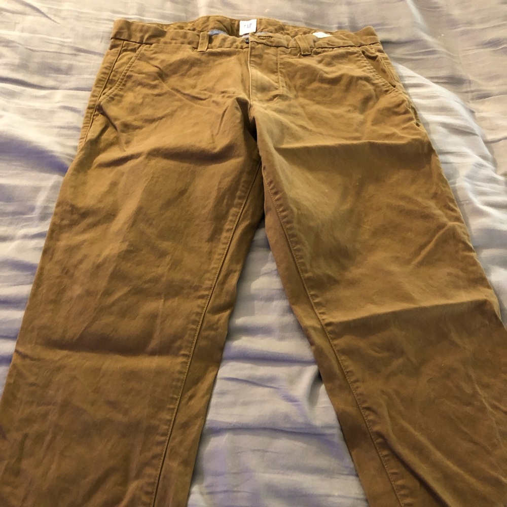 Gap slim fit stretch khakis